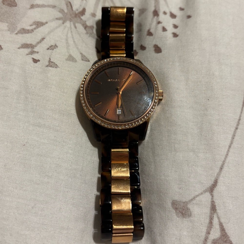 Michael Kors Tortoise Shell Watch - Picture 2 of 3